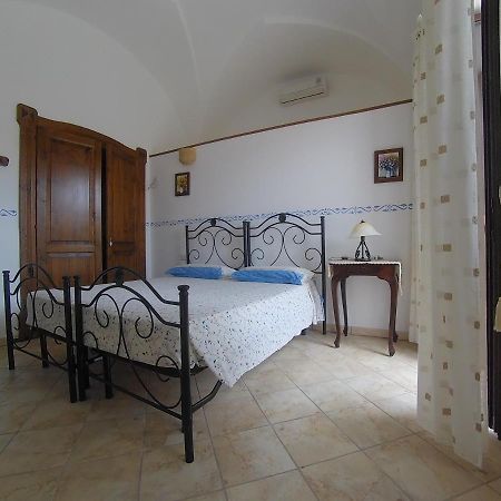 Azienda Agrituristica Masseria La Verna Patù Εξωτερικό φωτογραφία