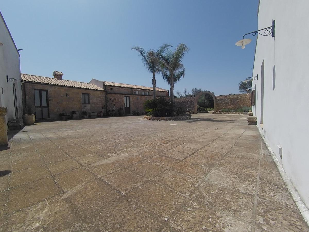 Azienda Agrituristica Masseria La Verna Patù Εξωτερικό φωτογραφία