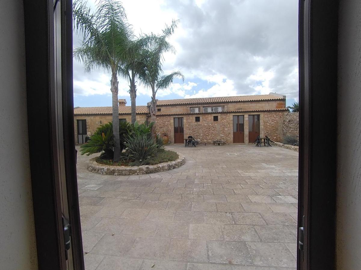 Azienda Agrituristica Masseria La Verna Patù Εξωτερικό φωτογραφία