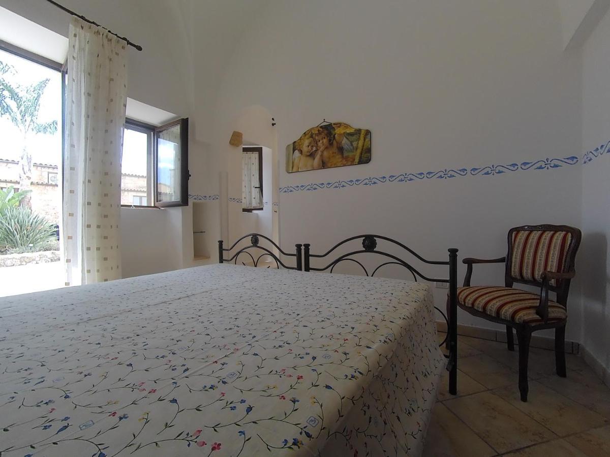 Azienda Agrituristica Masseria La Verna Patù Εξωτερικό φωτογραφία