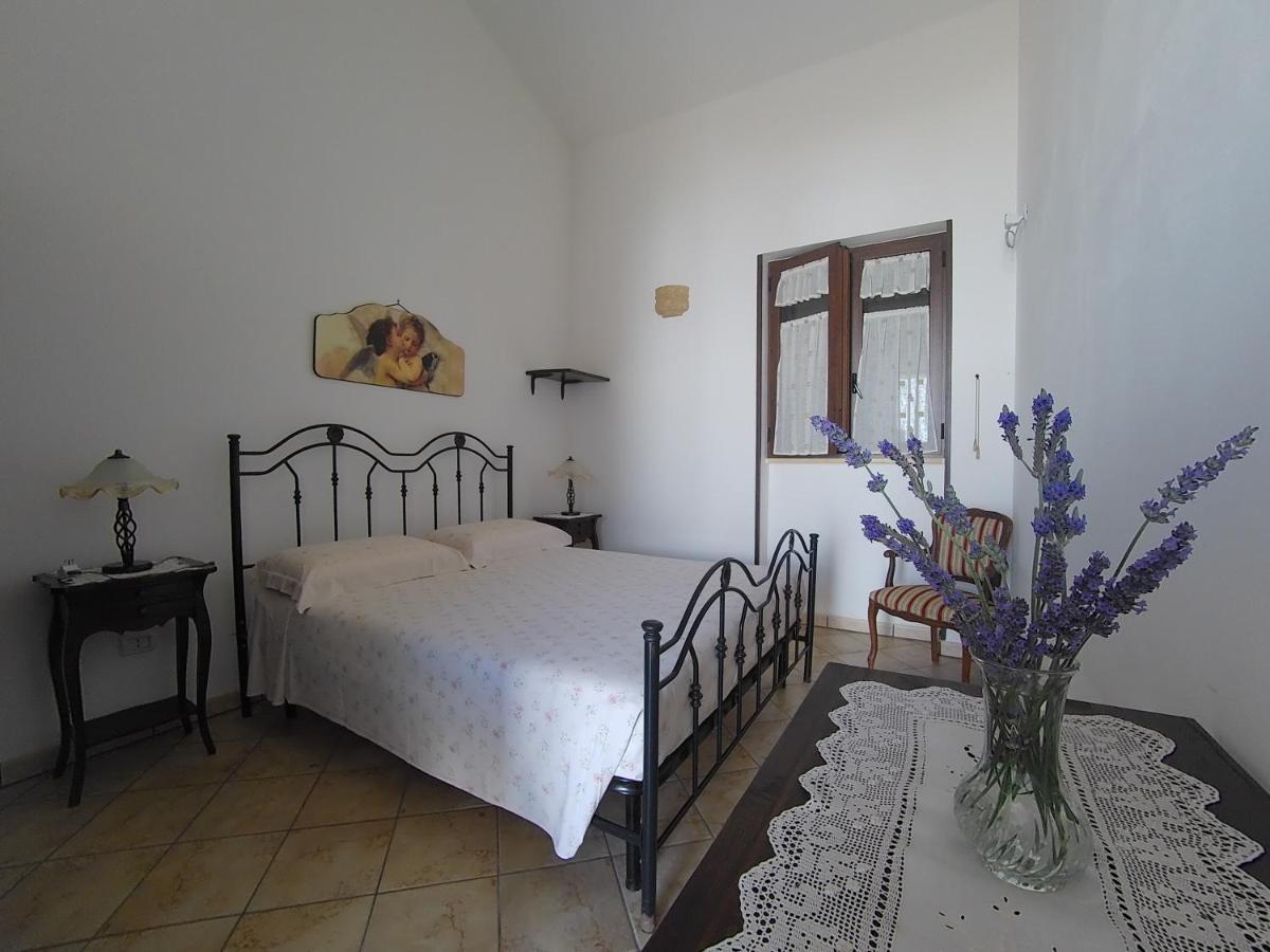 Azienda Agrituristica Masseria La Verna Patù Εξωτερικό φωτογραφία