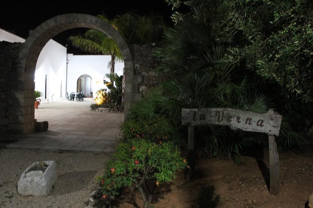 Azienda Agrituristica Masseria La Verna Patù Εξωτερικό φωτογραφία