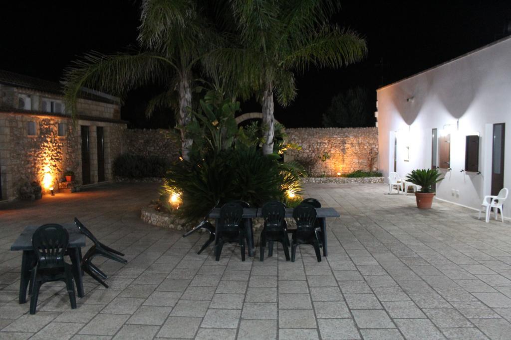 Azienda Agrituristica Masseria La Verna Patù Εξωτερικό φωτογραφία